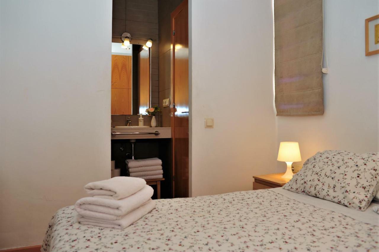 Apartamentos Bejar バルセロナ エクステリア 写真